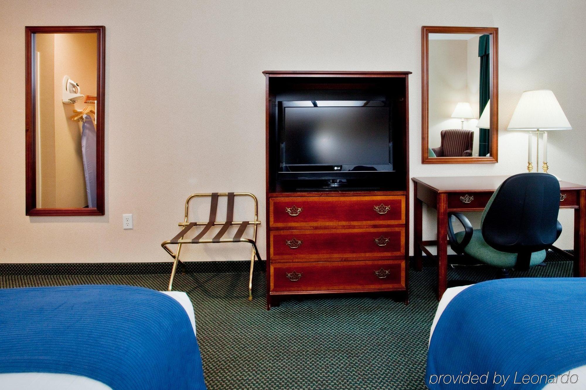 Holiday Inn Express Kilmarnock Phòng bức ảnh