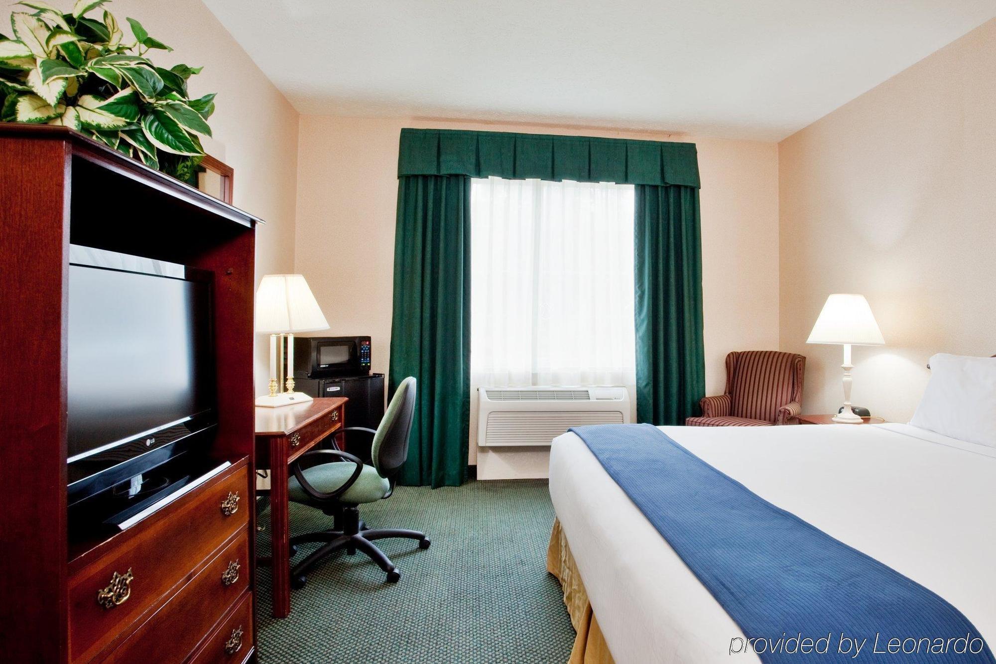 Holiday Inn Express Kilmarnock Phòng bức ảnh