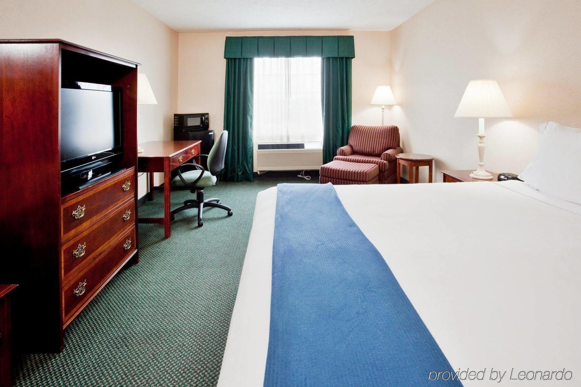 Holiday Inn Express Kilmarnock Ngoại thất bức ảnh
